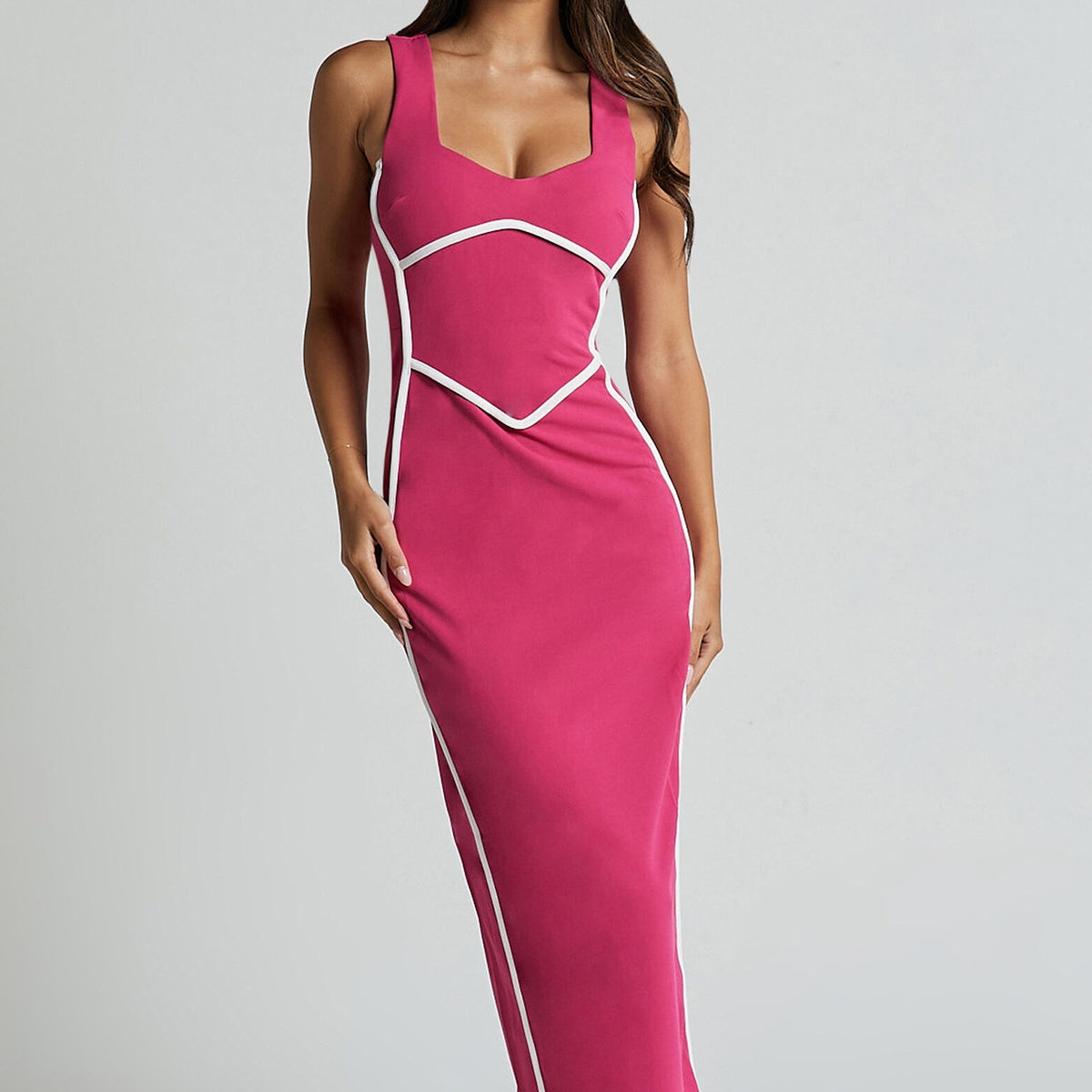 👗💕Damska sukienka bez rękawów, dopasowana, z rozcięciem z tyłu