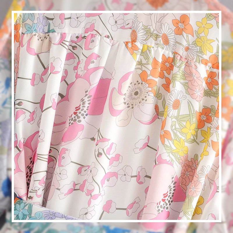 🔥👗 Sukienka mini z wiązaniem w talii i guzikami oraz kwiatowym nadrukiem – styl i elegancja bez wysiłku! 🌸
