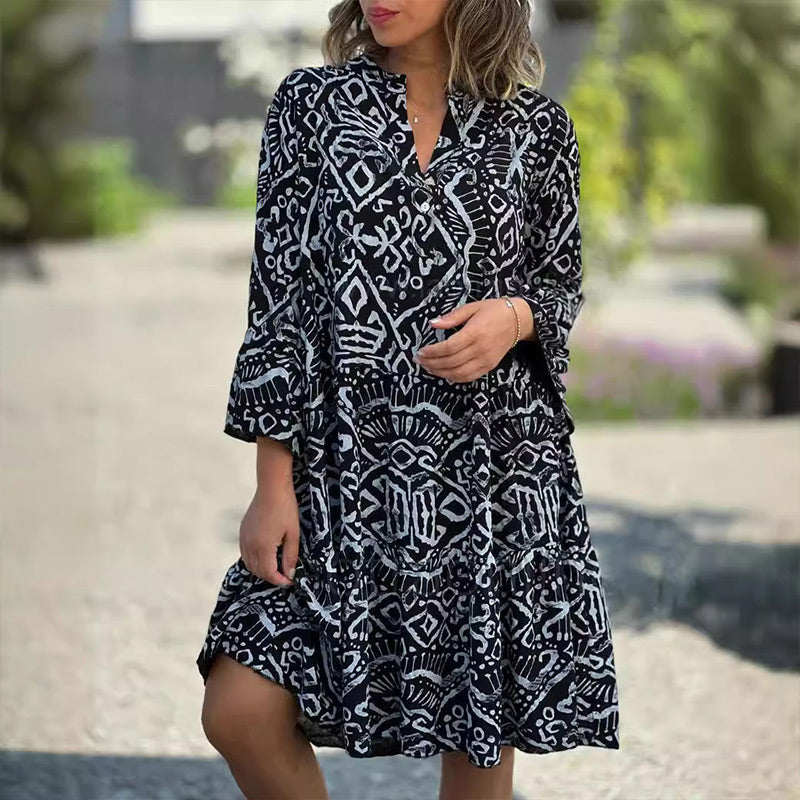 🔥👗 Swobodna, luźna sukienka z nadrukiem i dekoltem V