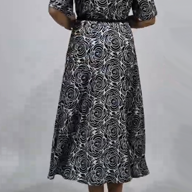 🔥👗Elegancka sukienka maxi z nadrukiem i paskiem