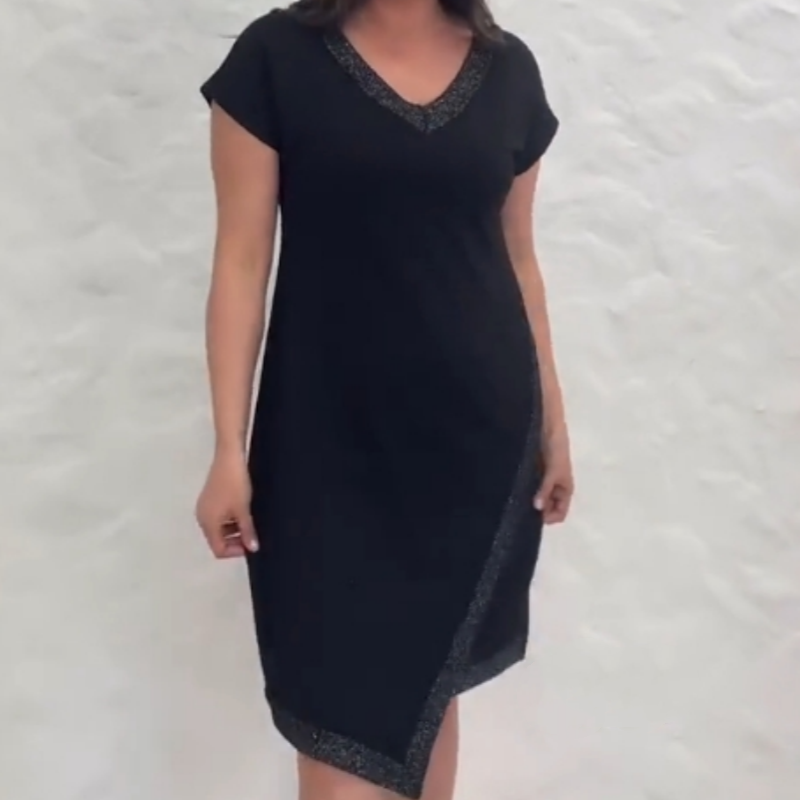 🔥👗Elegancka patchworkowa sukienka z krótkim rękawem i dekoltem w serek
