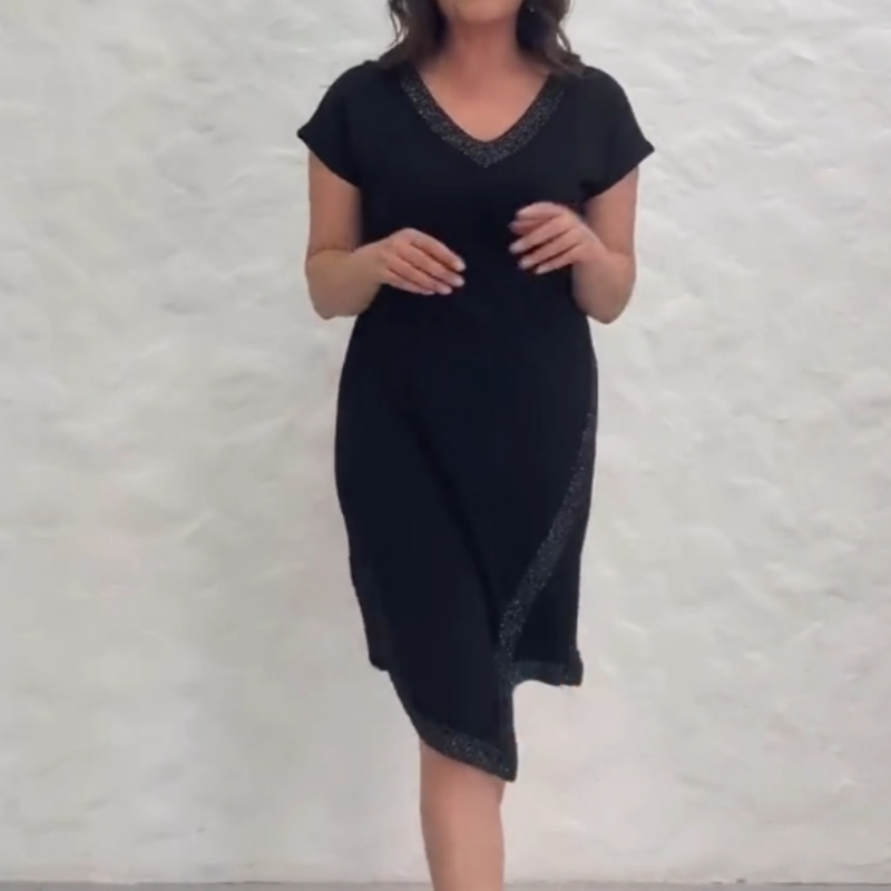 🔥👗Elegancka patchworkowa sukienka z krótkim rękawem i dekoltem w serek